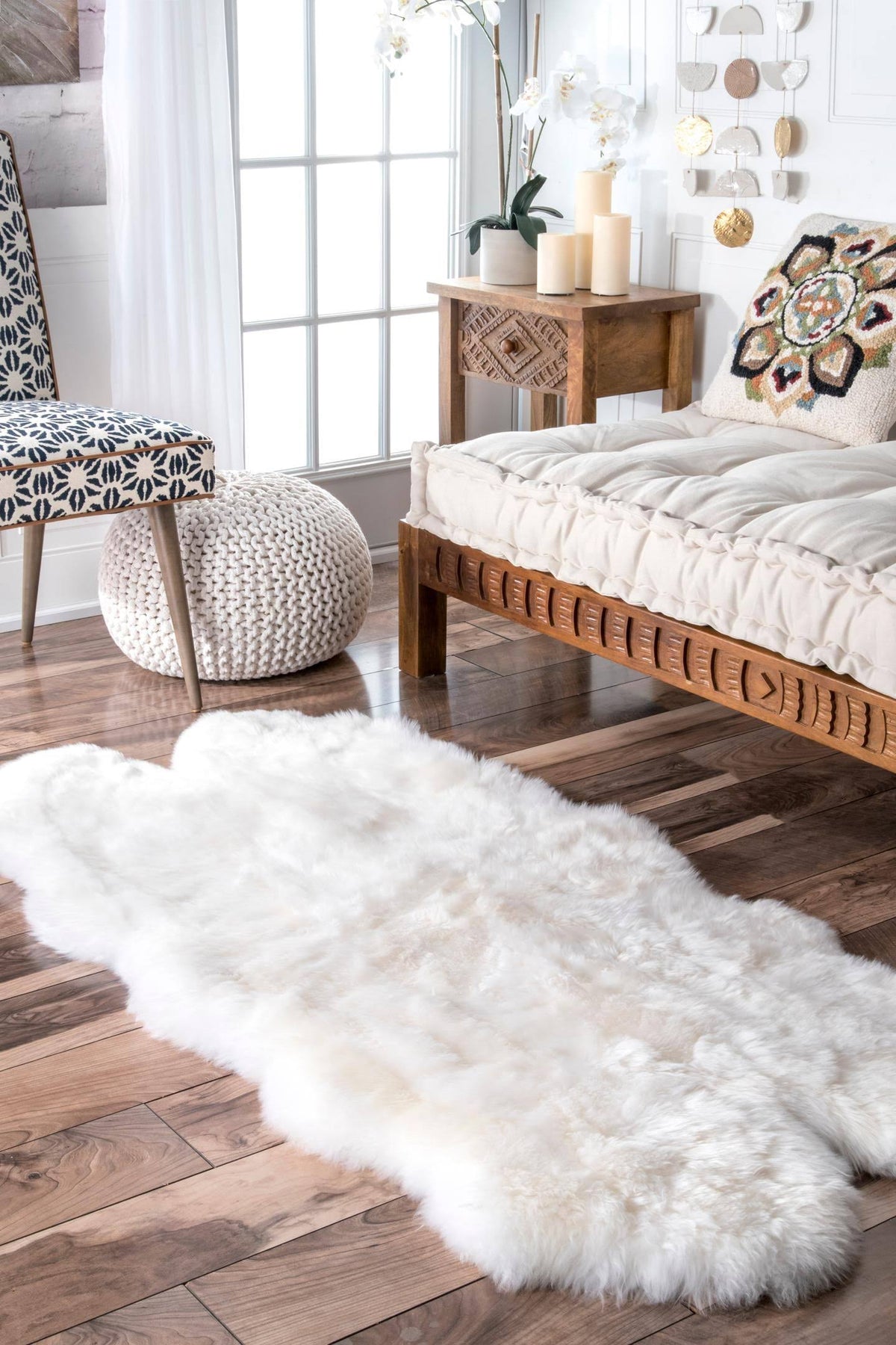 nuLOOM Hand-Made Quarto Luxe Sheepskin Area Rug, Off-White