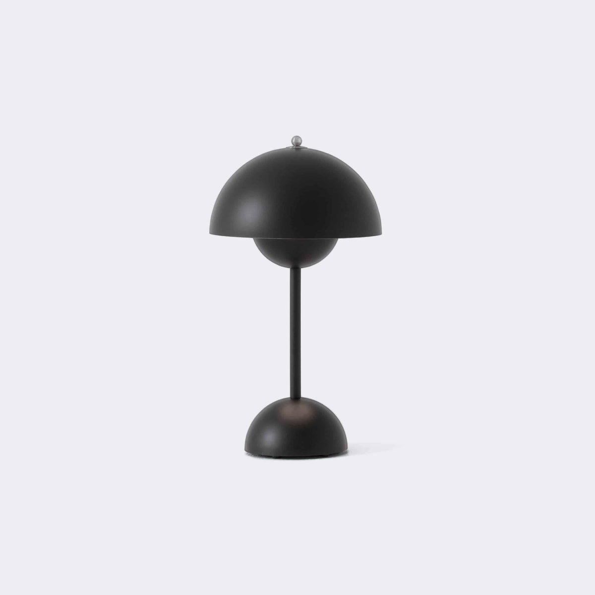 &Tradition Flowerpot Table Lamp Portable VP9 Matt Black